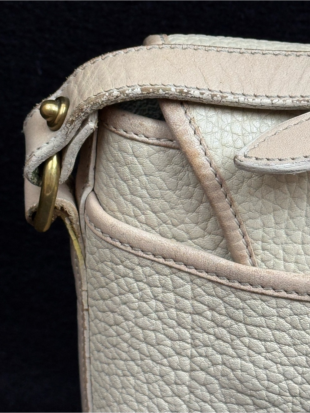 Dooney & Bourke Cream Pebbled Leather Crossbody Bag - Picture 4 of 16